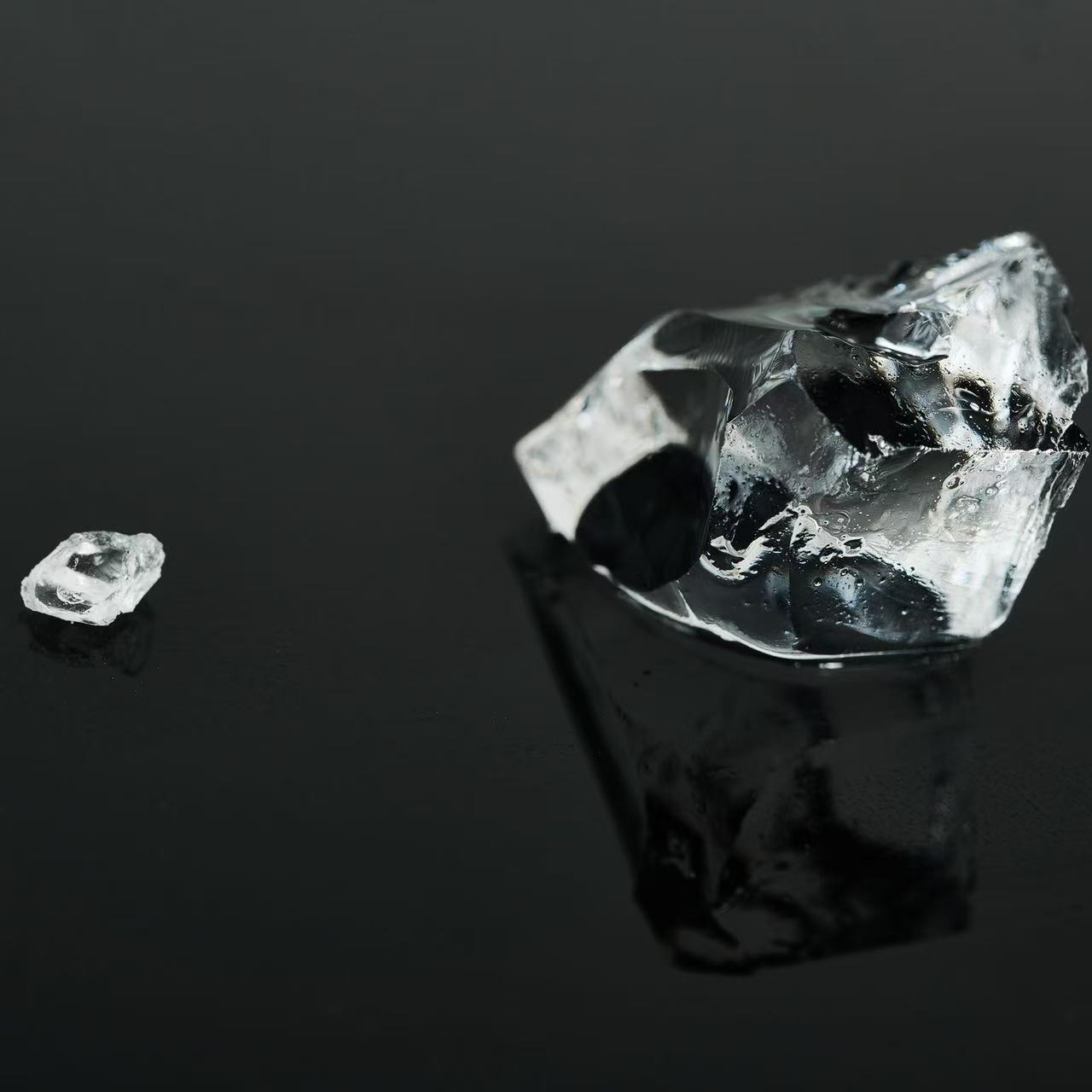 Water-retaining agent for field crops