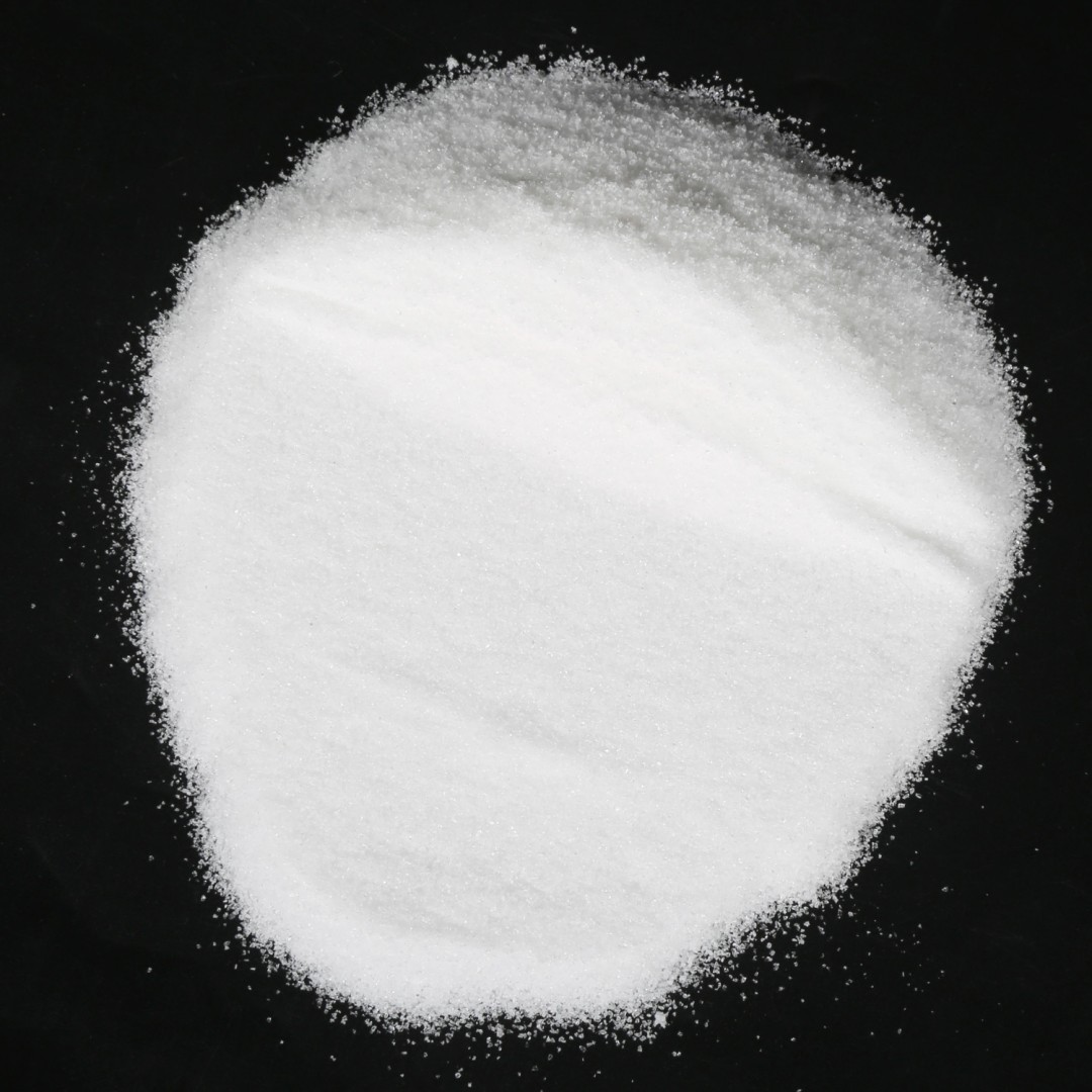 Water-retaining agent for field crops