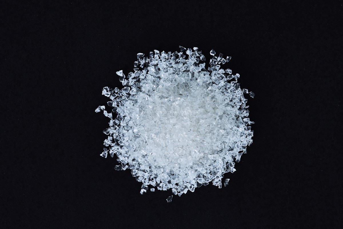 Water-retaining agent for field crops.